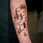 ein mikrorealistisches Tattoo mit geometrischen Elementen