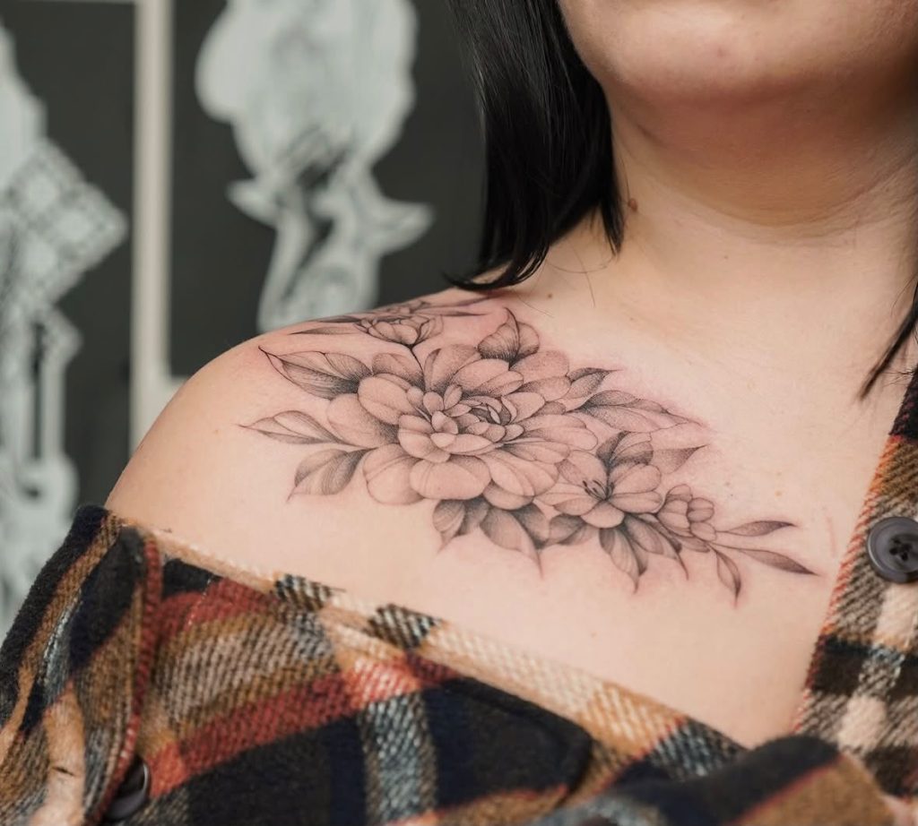 Floral Tattoo: Chrysanthemen-Motiv